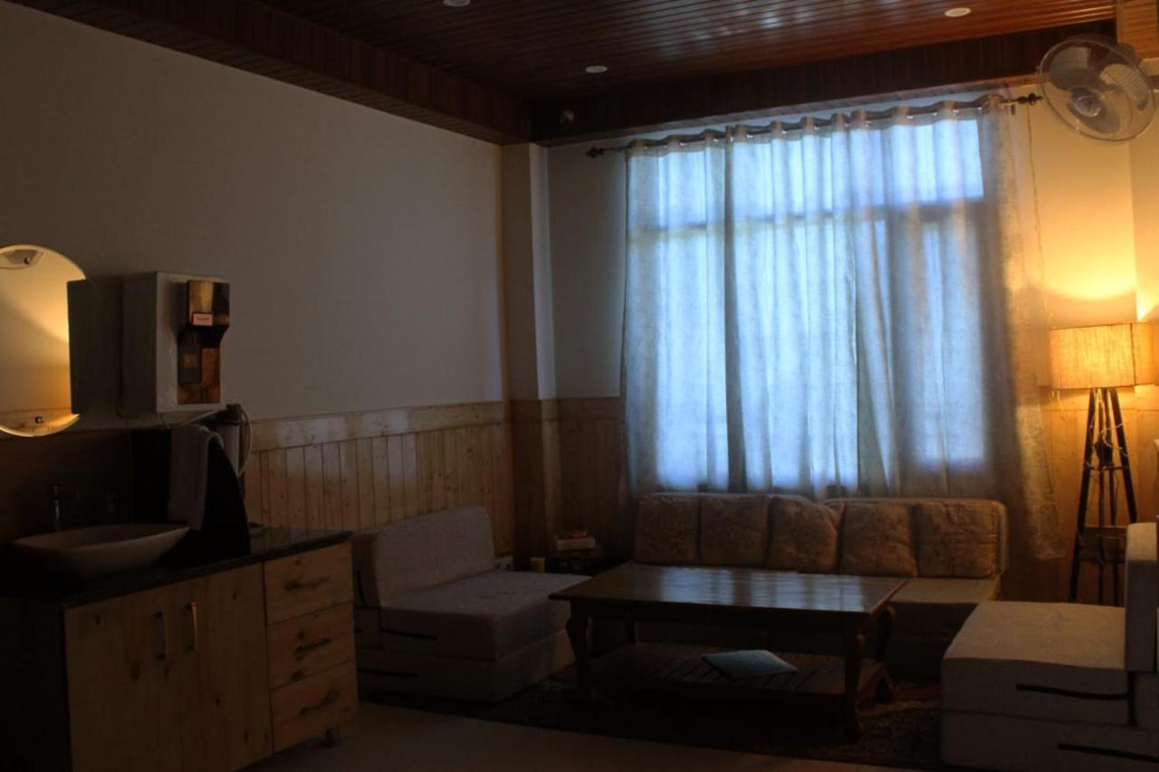 Him Aashrey B&B Homestay Shimla Exterior photo
